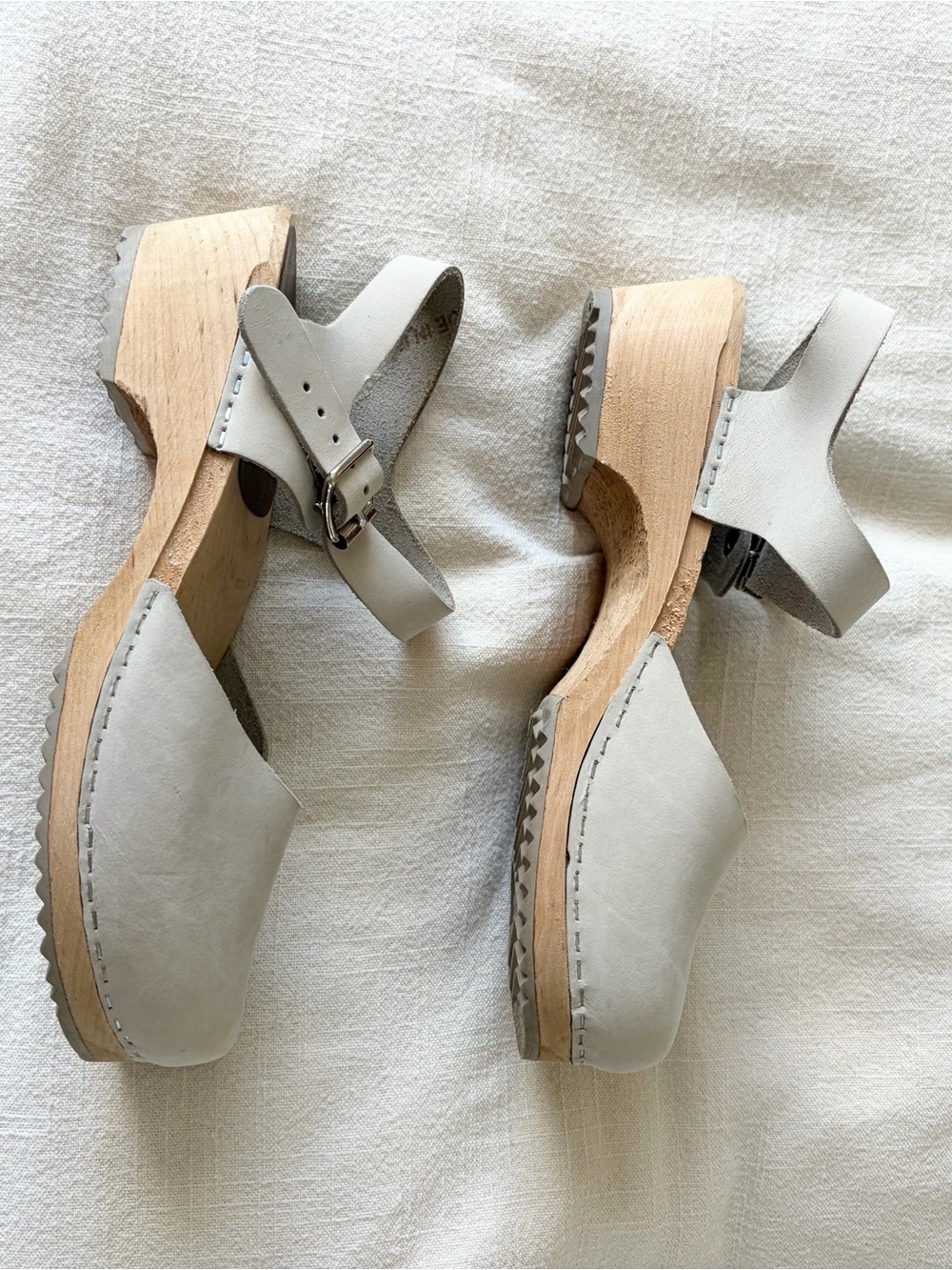 MIA | Swedish Light Gray Leather Mary Jane Clogs